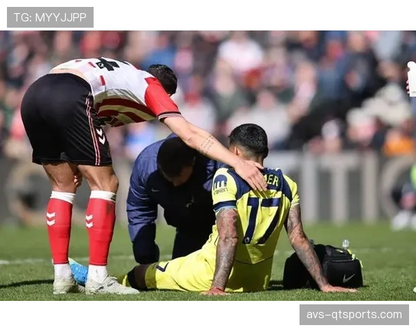 热刺后卫罗梅罗伤退泪洒赛场，球队保级形势严峻